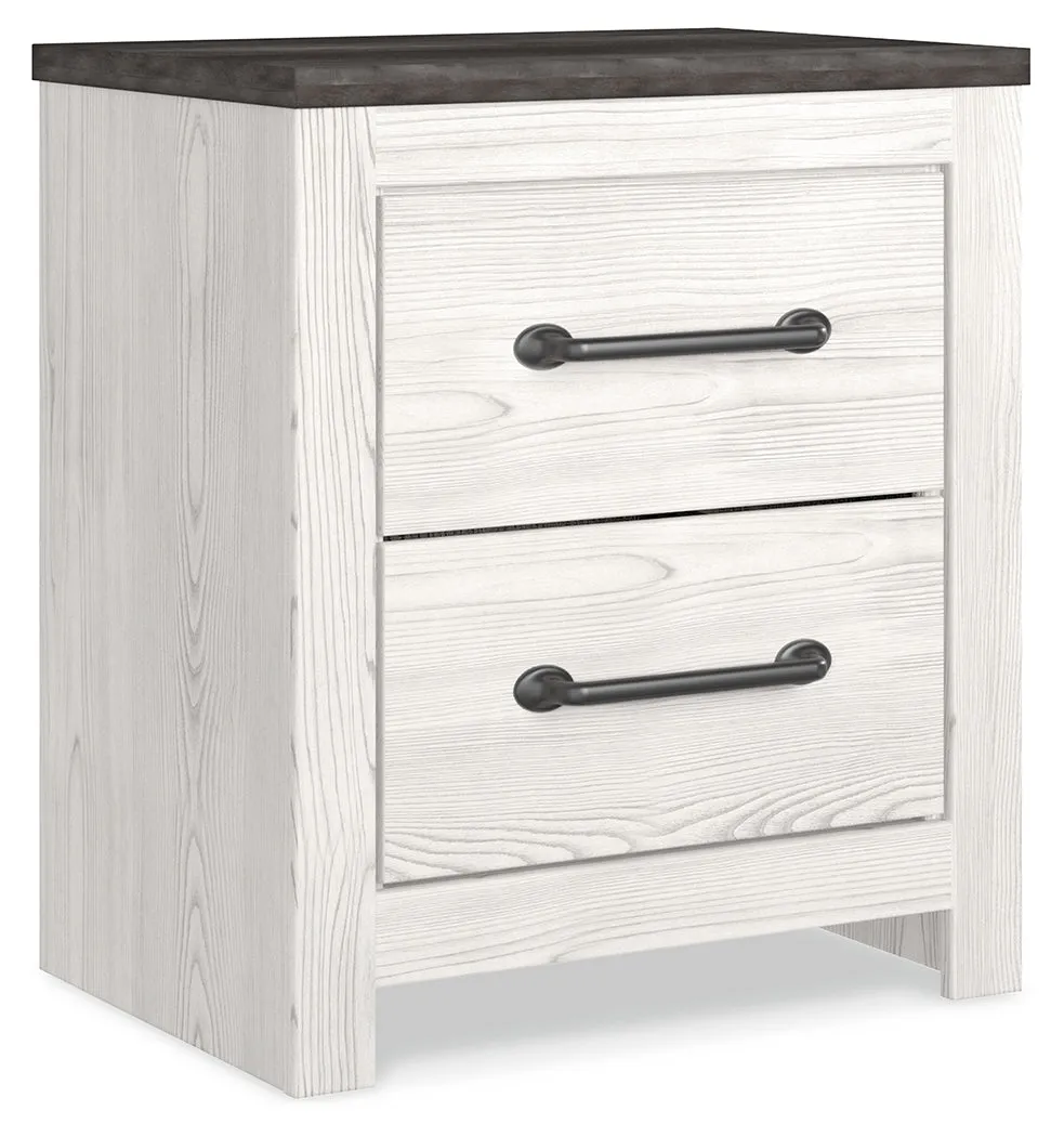 Gerridan King Panel Bed with Dresser and 2 Nightstands in White/Gray