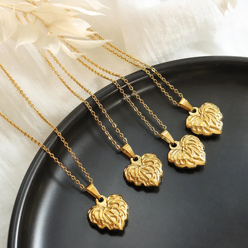 Gilded Titanium Women's Necklace with Unique Design and Elegant Finish
