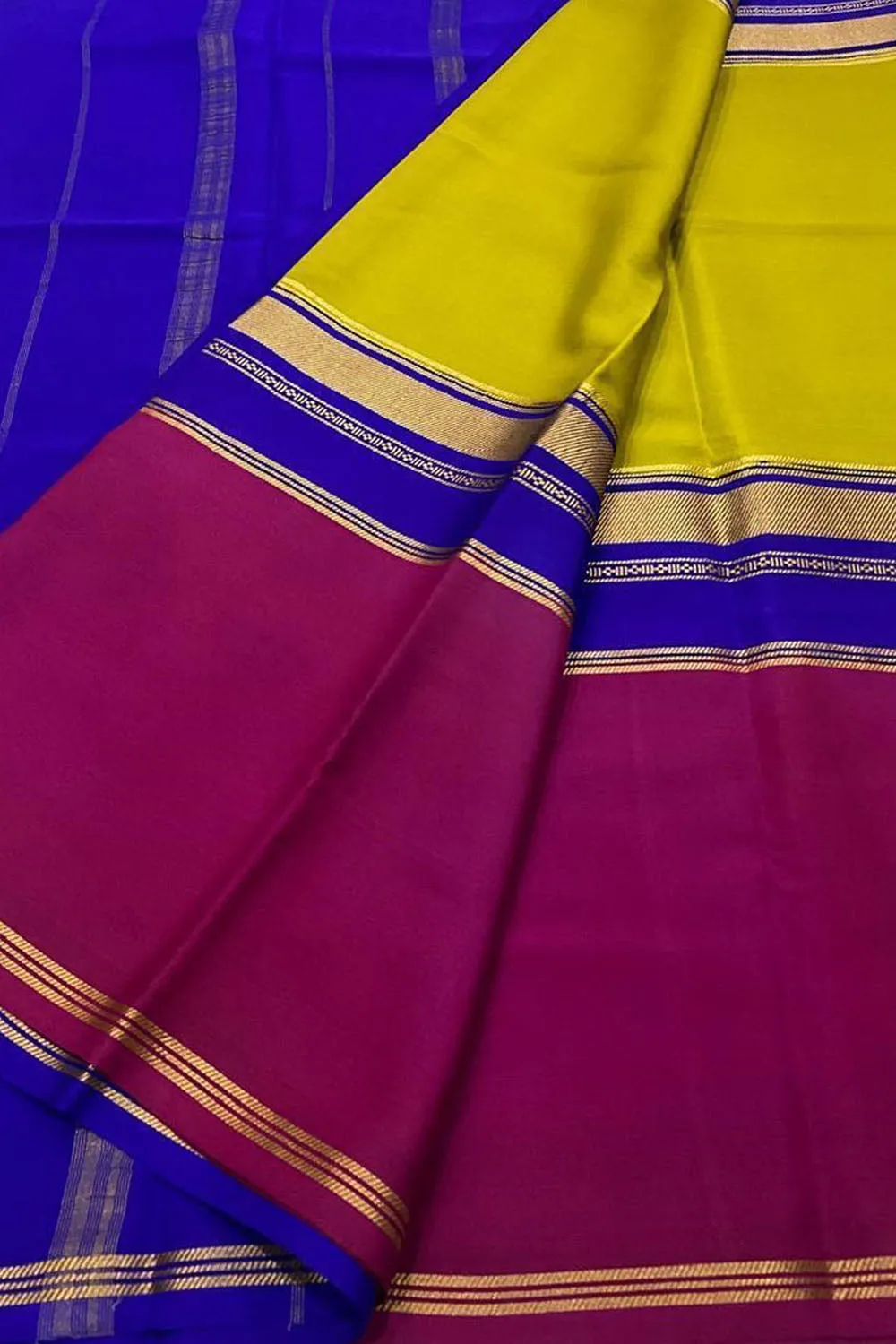 Green Handloom Mysore Pure Crepe Silk Saree - Elegant and Ethereal