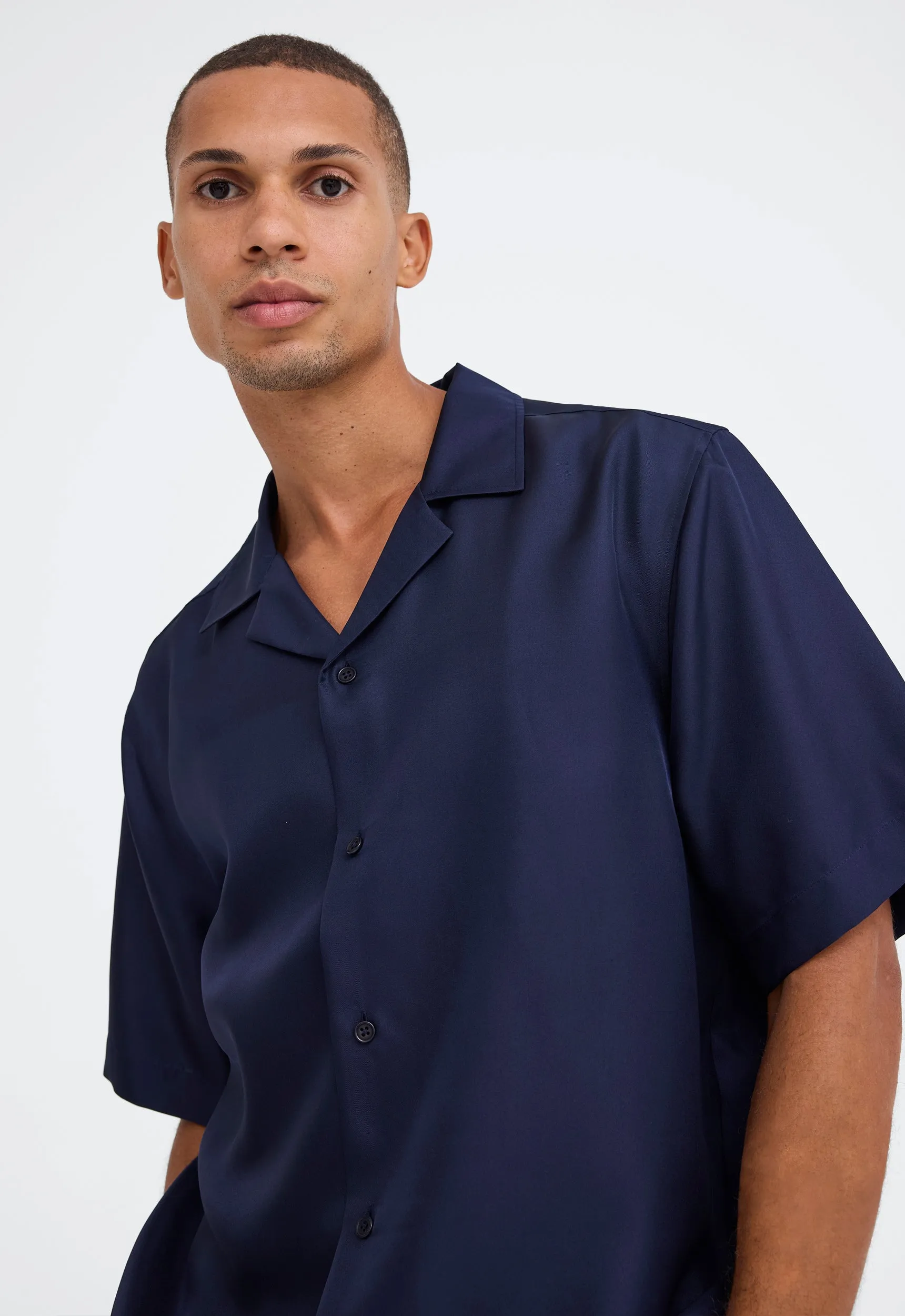Kobe Shirt - Darkest Navy