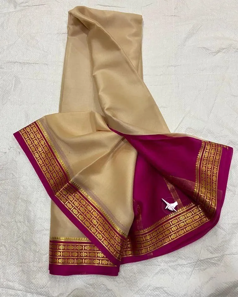 Luxurious Mysore Silk Saree Featuring Stunning Contrast Pallu and Blouse
