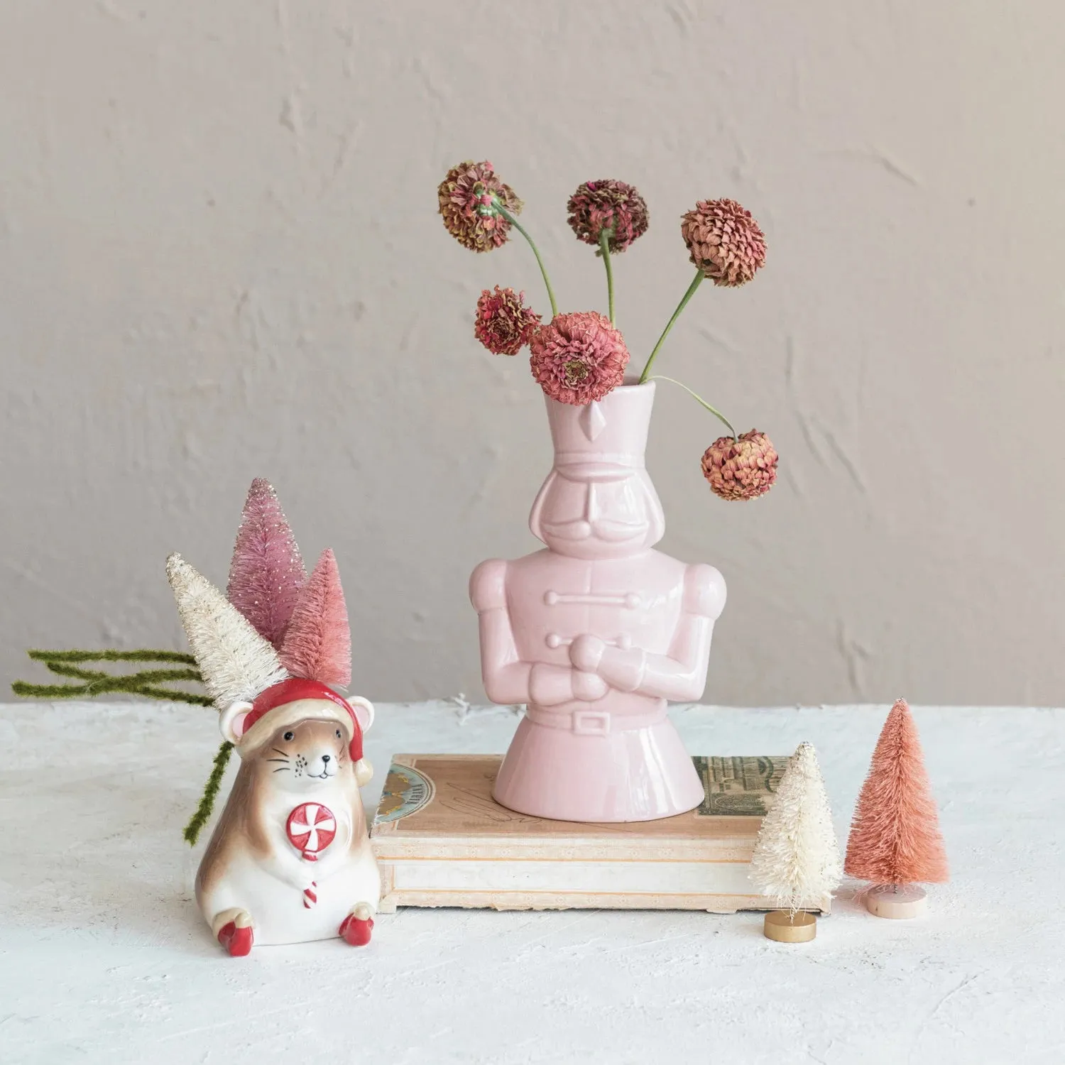 NUTCRACKER VASE