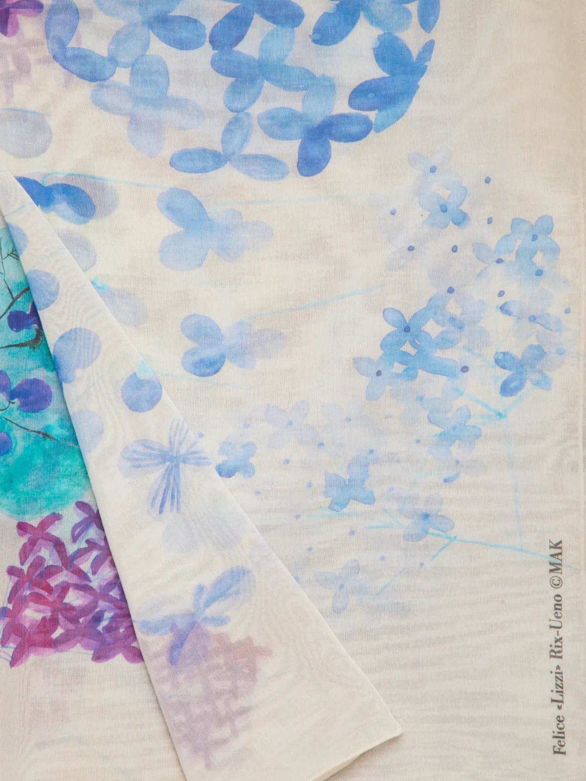 Scarf in Cotton Silk with Denim Blossom Print
