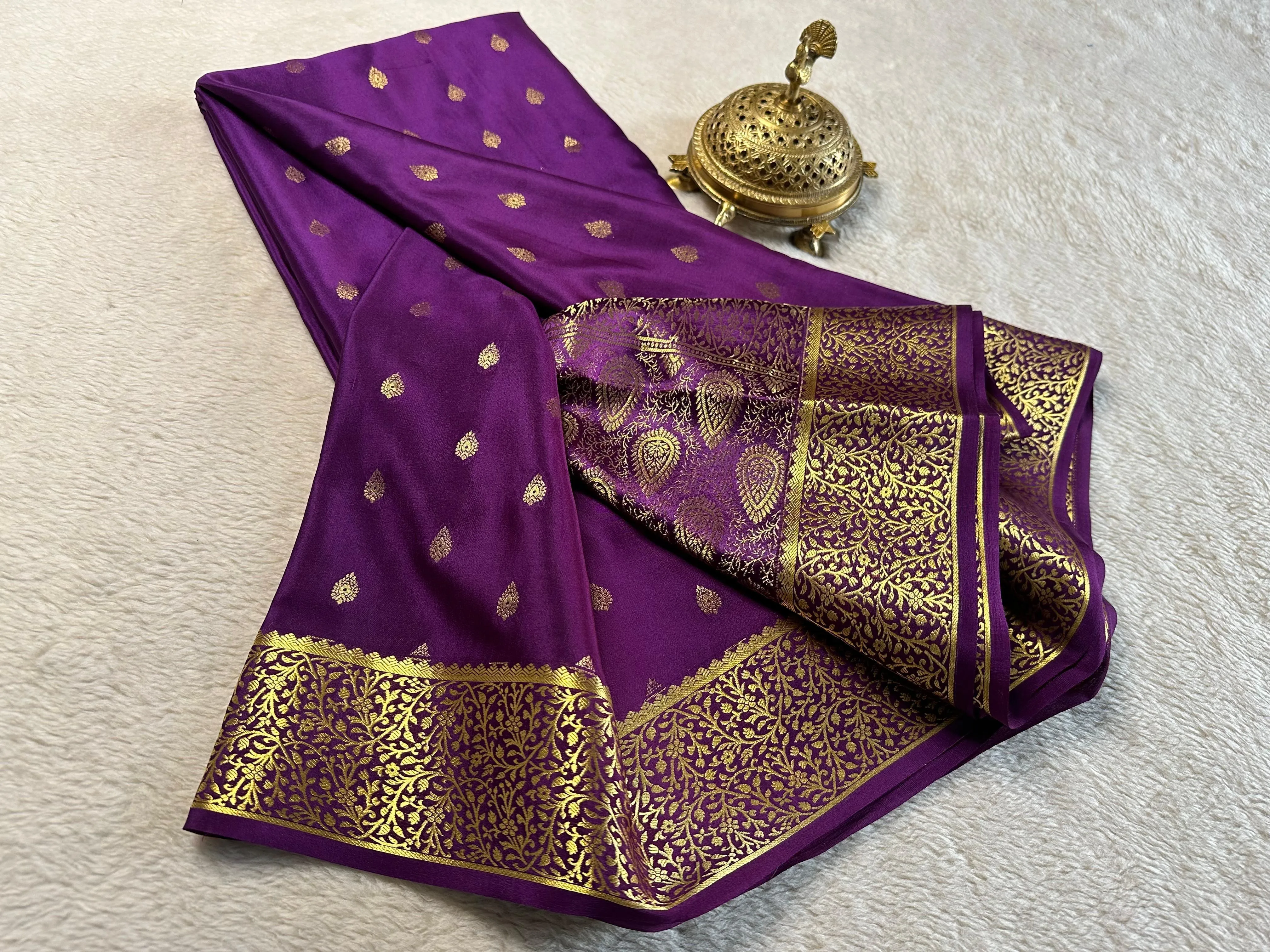 Shop Elegant Drapes: Pure Silks for Every Celebration