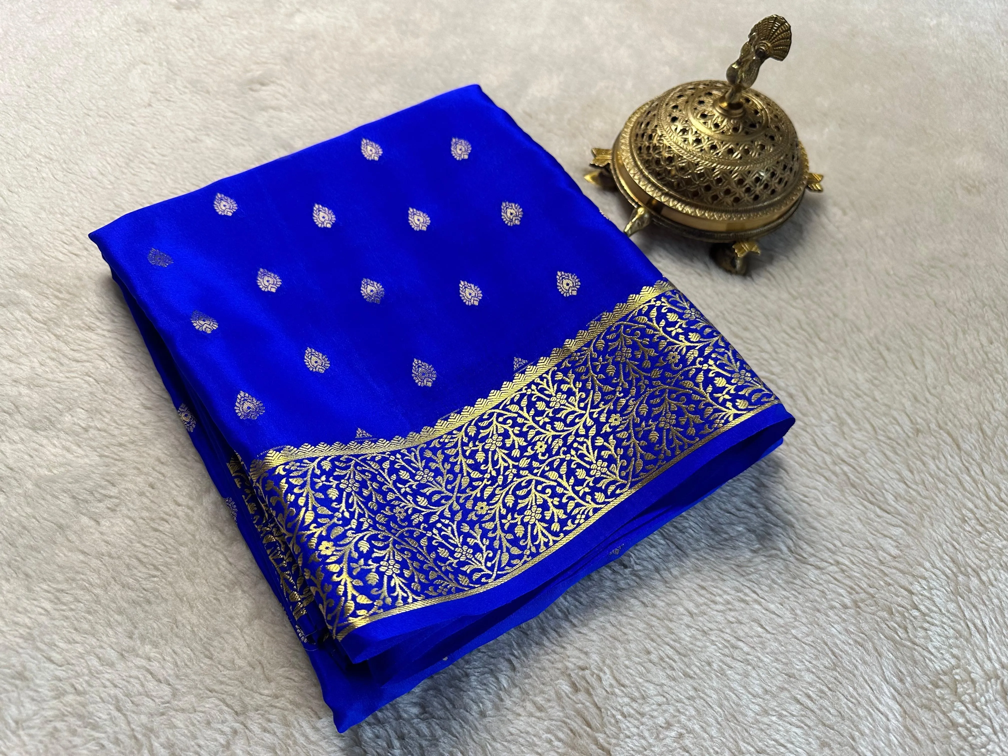 Shop Elegant Drapes: Pure Silks for Every Celebration