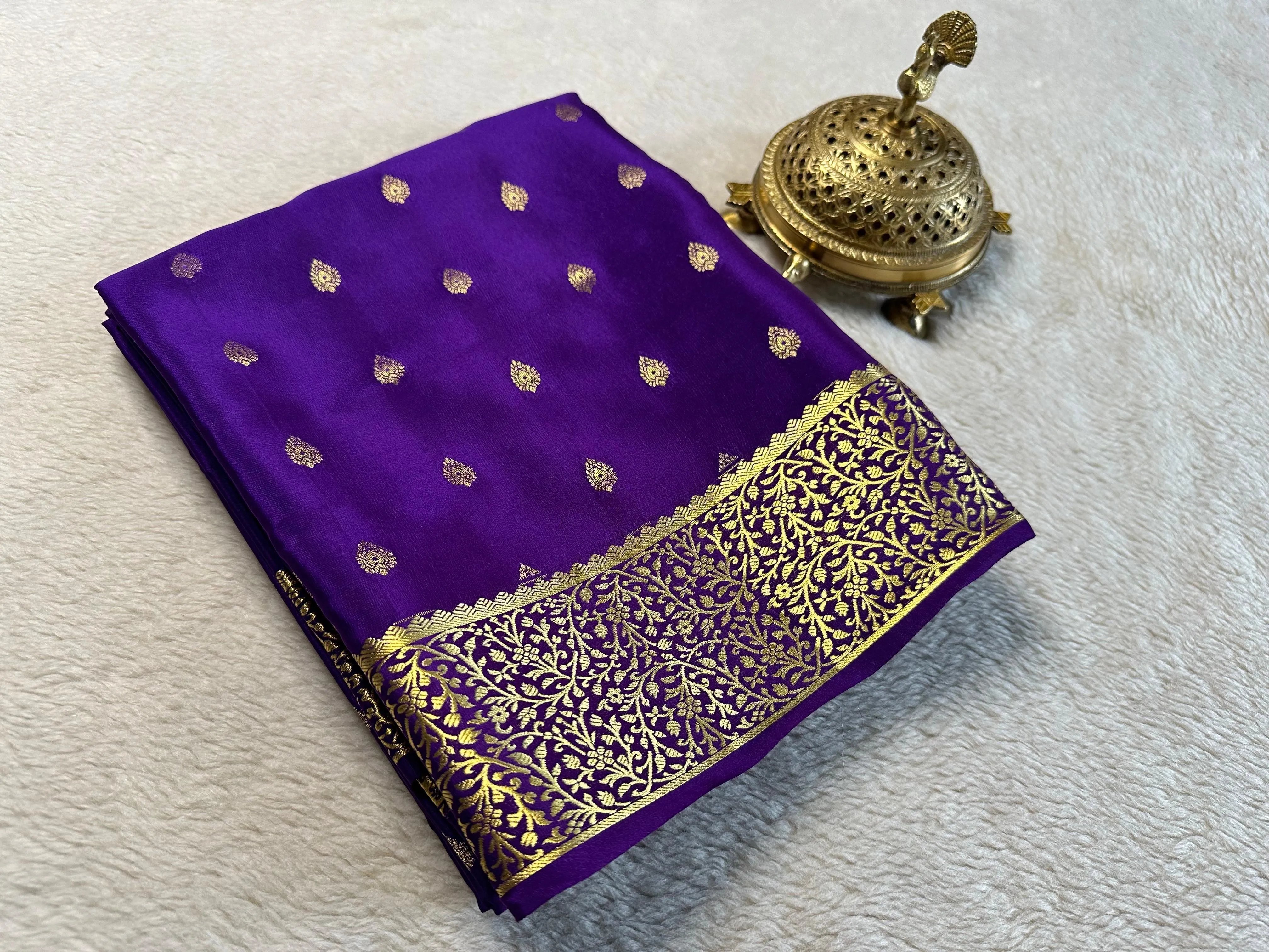 Shop Elegant Drapes: Pure Silks for Every Celebration