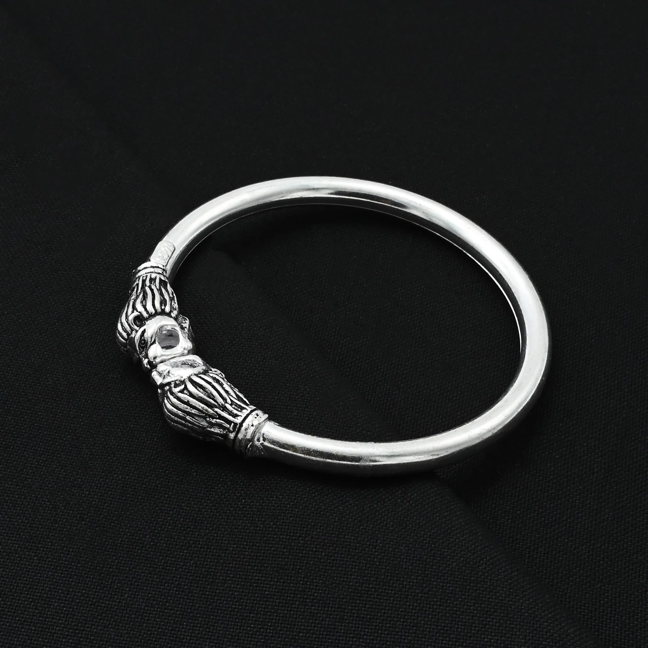 Silver Lions Design Boys Kada