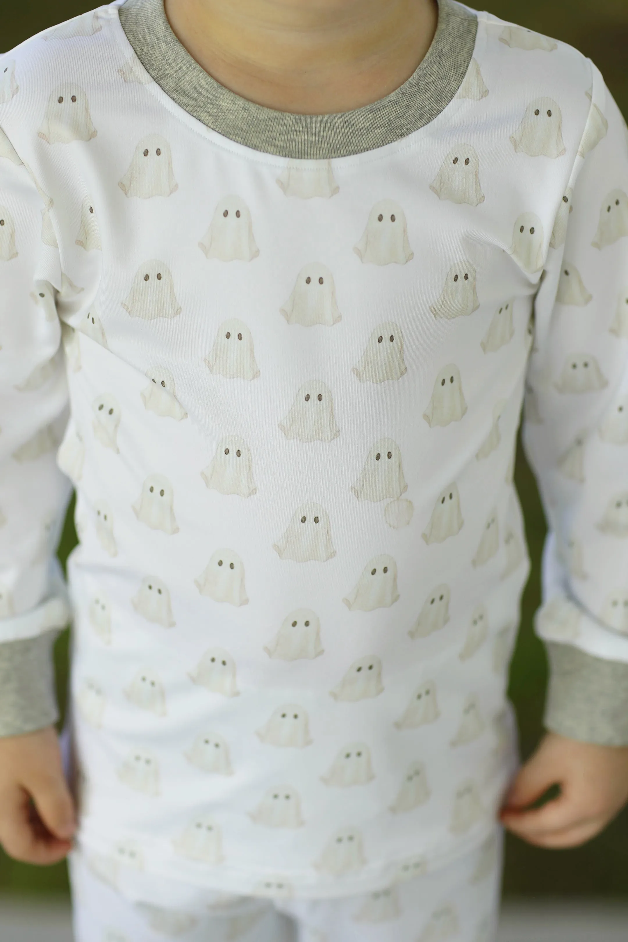 Watercolor Ghost Print Gray Knit Pajamas